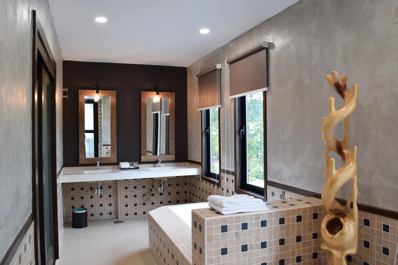 Treasures Hotel And Suites Malacca Eksteriør billede